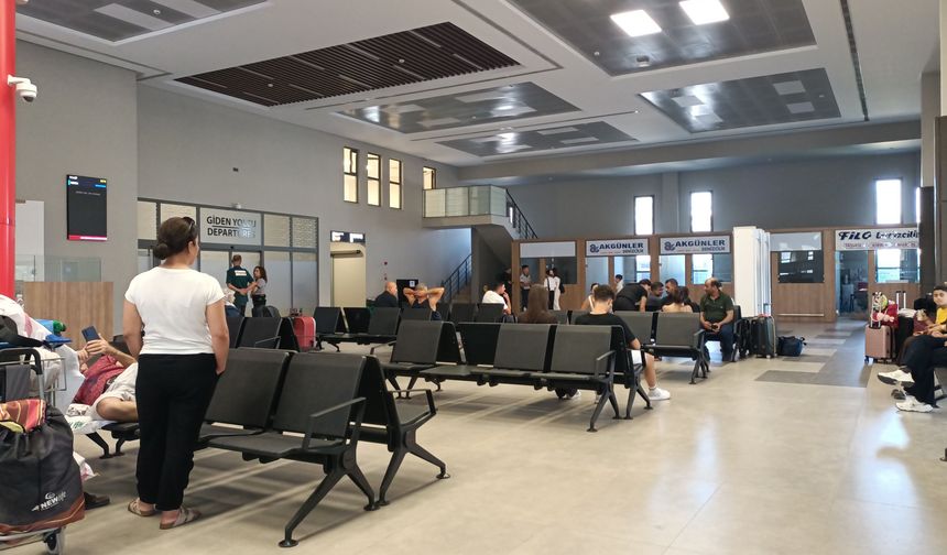 Mersin-Girne arasında denizden yolcu taşımacılığı yapılan seferler iptal edildi