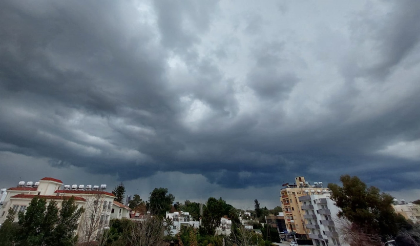Meteoroloji’den 12.00-17.00 saatleri için sağanak uyarısı