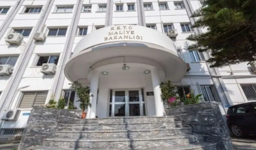 Maliye Bakanlığı 5 milyar TL, 7 milyon dolar ve 14 milyon sterlin borçlanıyor